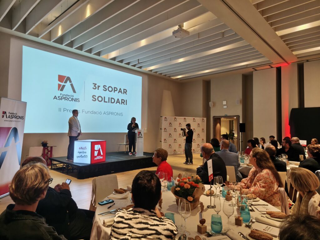 Galeria d'imatges del Sopar Solidari